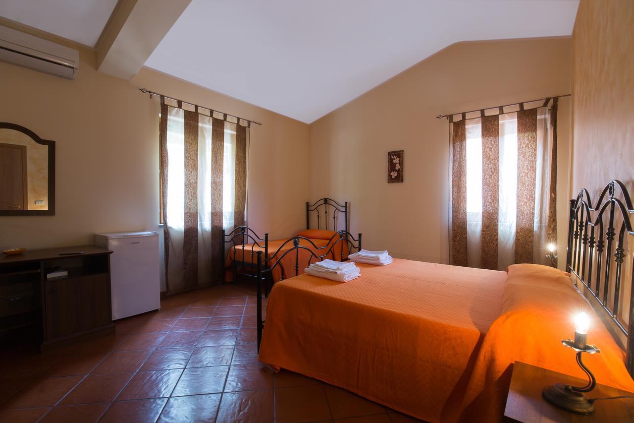 Agriturismo Il Sole Villa Sant'Angelo di Brolo Camera foto